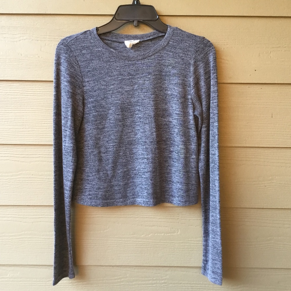 🌀BOGO SALE NWOT Lightweight cropped long-sleeve